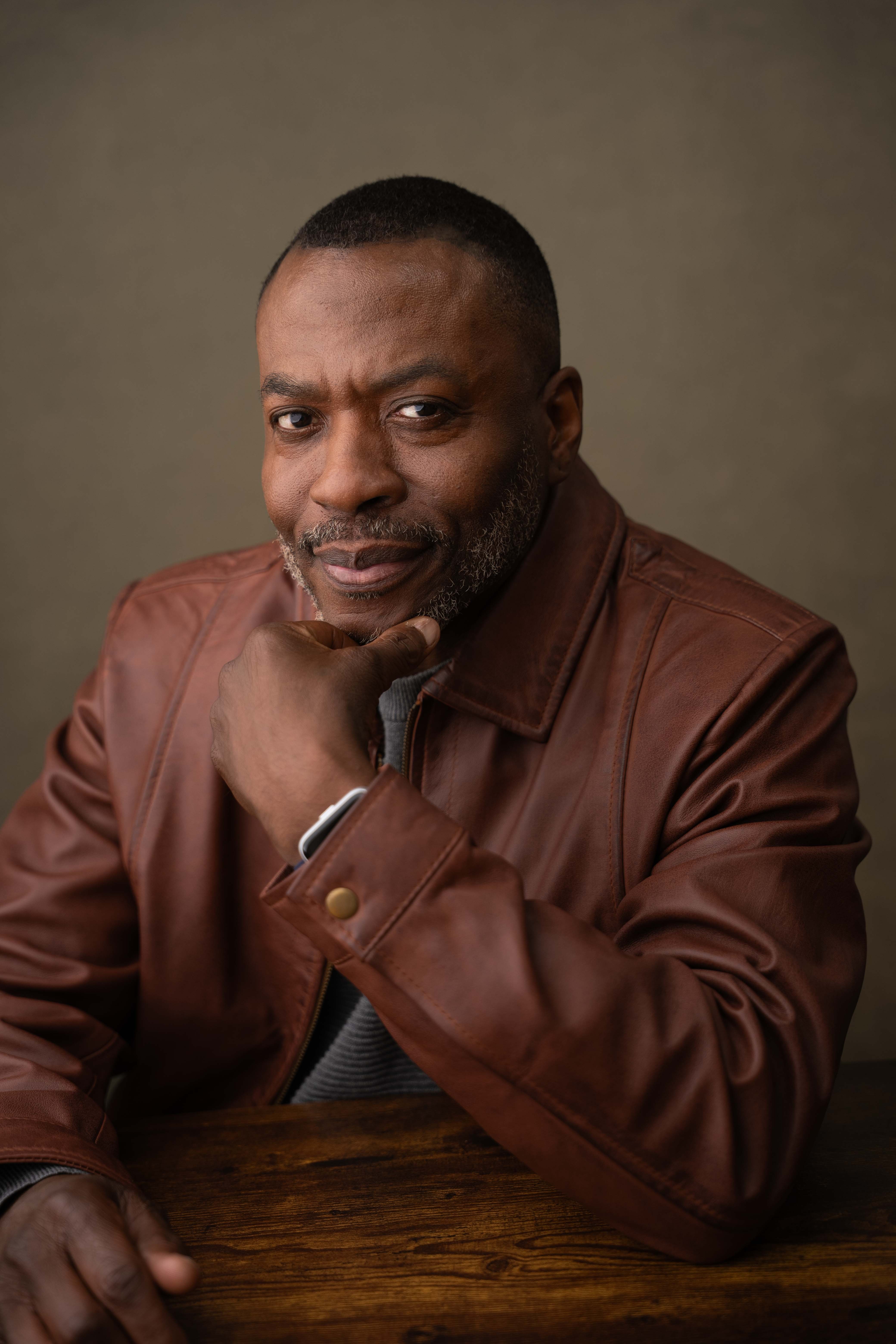 Dwayne Barnes
